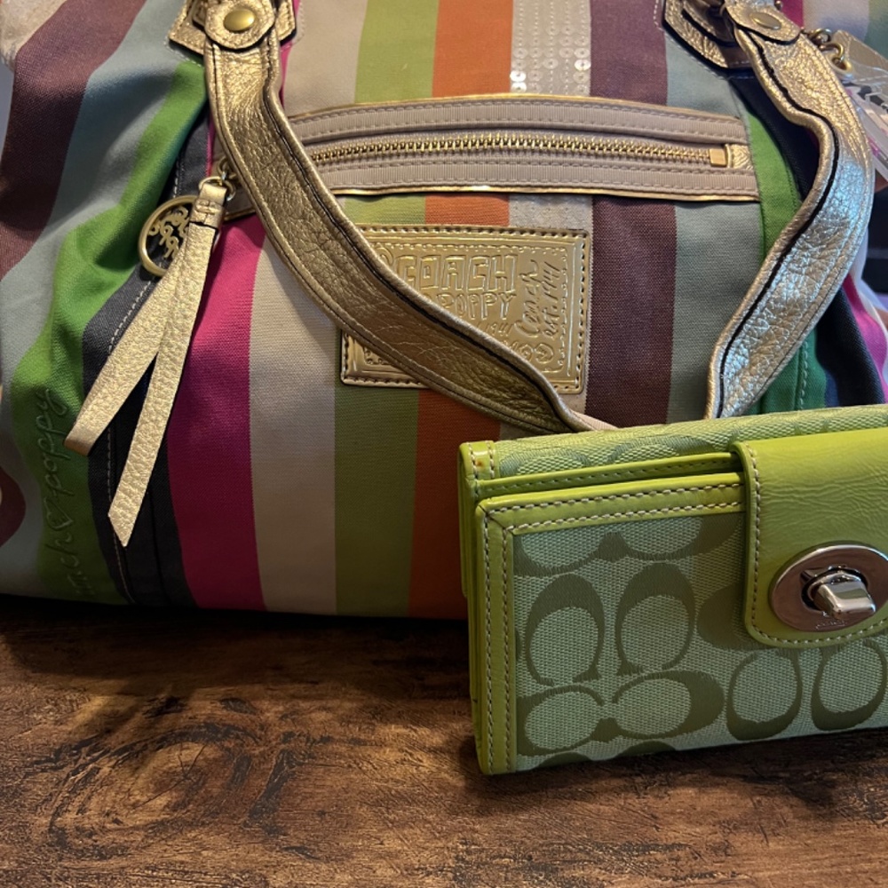 Coach Graffiti Handbag bundle - Picture 2 of 4